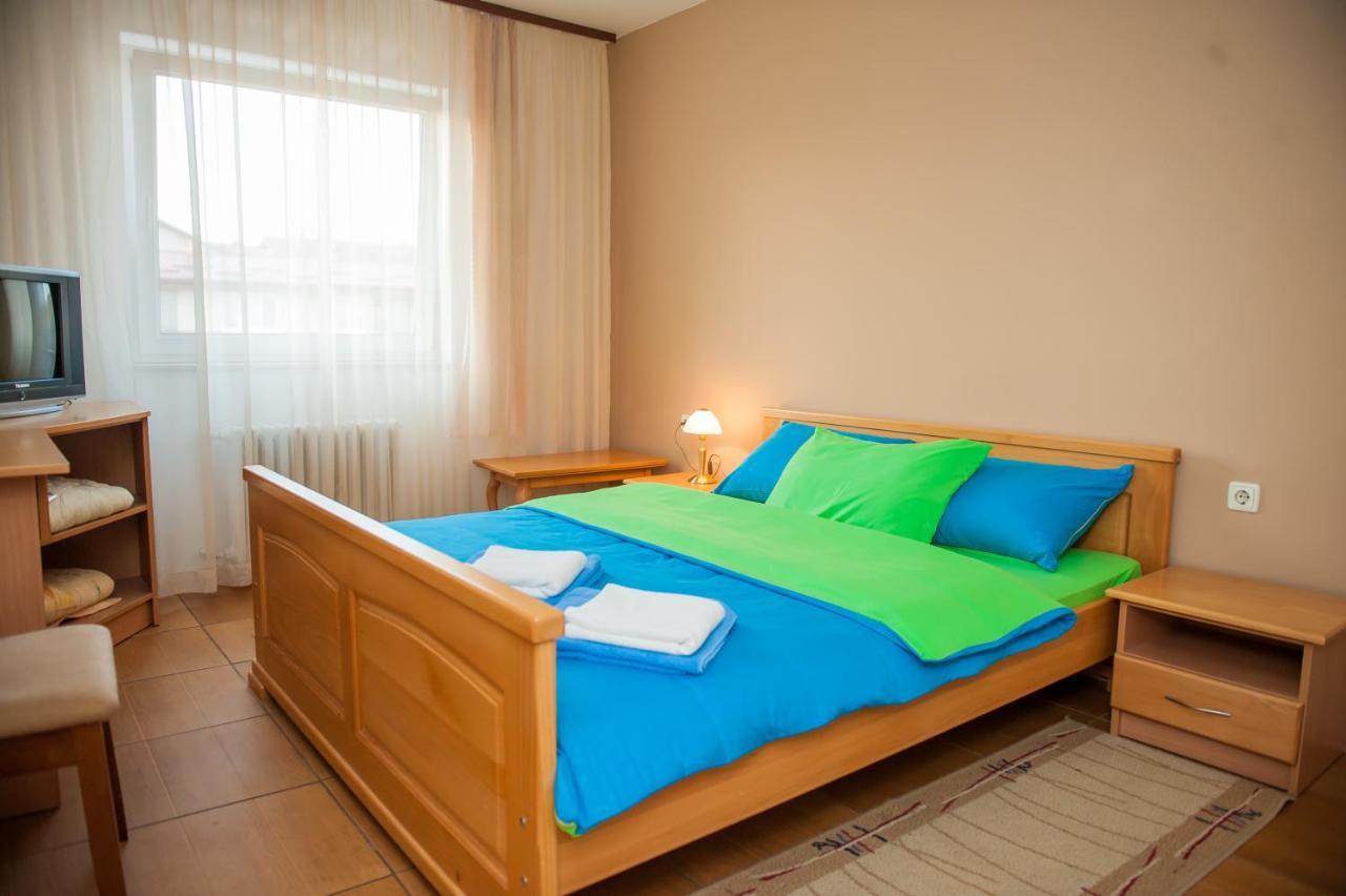 Prenociste "Nacional" Hotel Prnjavor Екстериор снимка